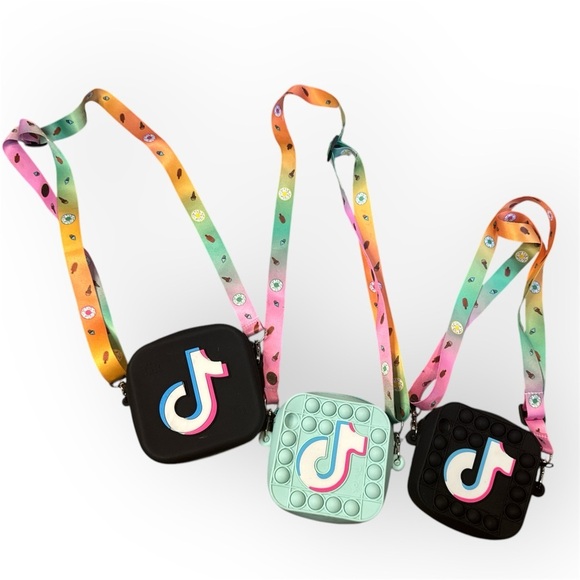 Set of 3 Kids Pop It Crossbody Bag TikTok - Black, Mint, and Black - Picture 1 of 1